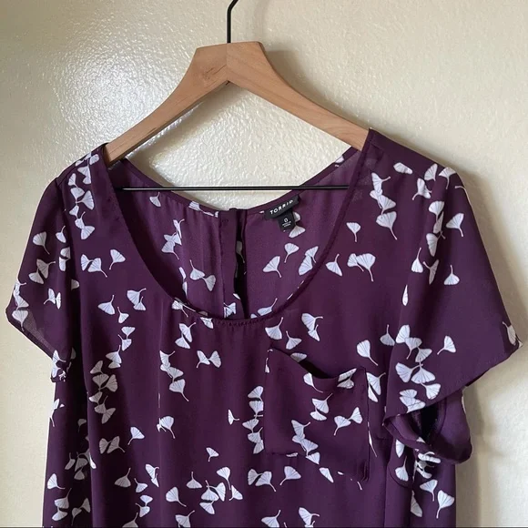 Torrid | Abbey Georgette Button Back Blouse - Picture 2 of 7